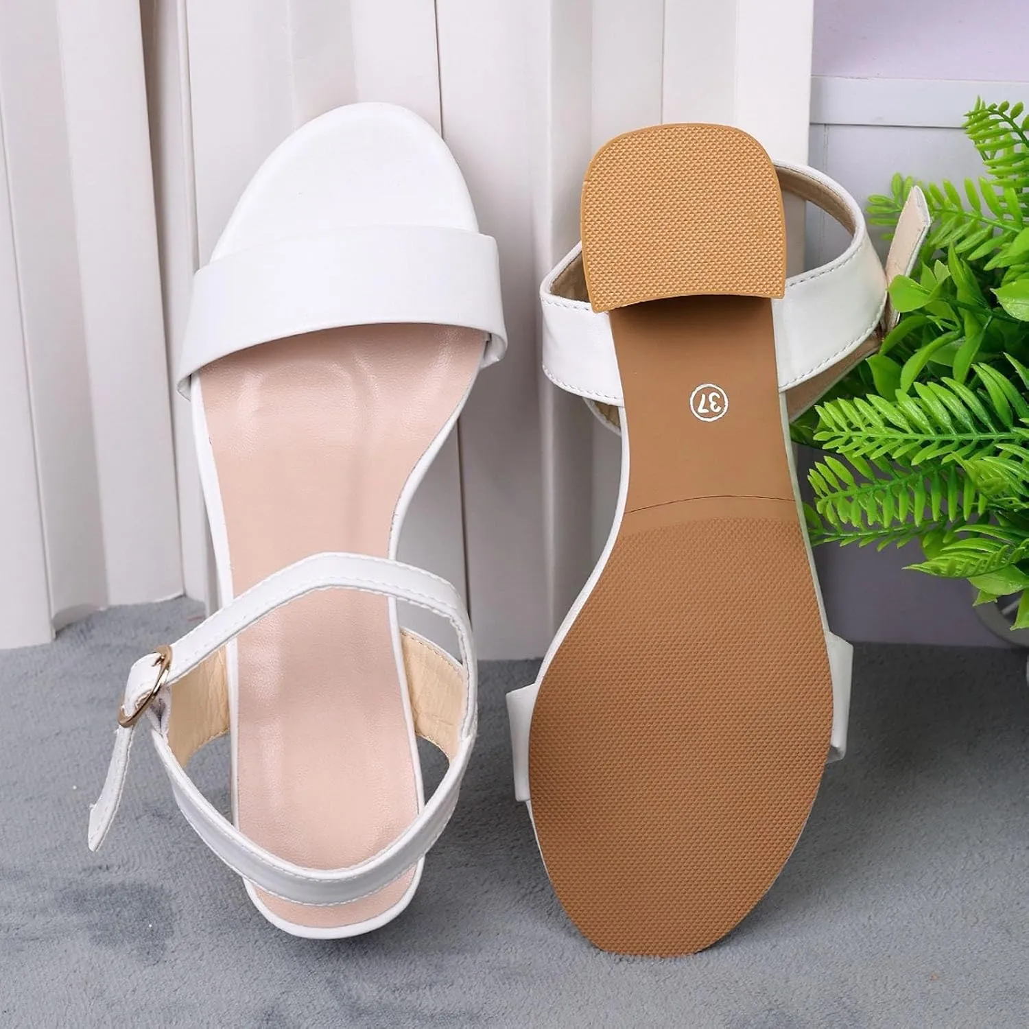 2025 Women Chunky Heels Sandals Indoor/Outdoor Beach Vacation Slippers Daily Wear Adjustable Buckle Breathable Fashion Non-Slip Walking Footwear Summer Comfortable Ladies Dress Wedding Shoes