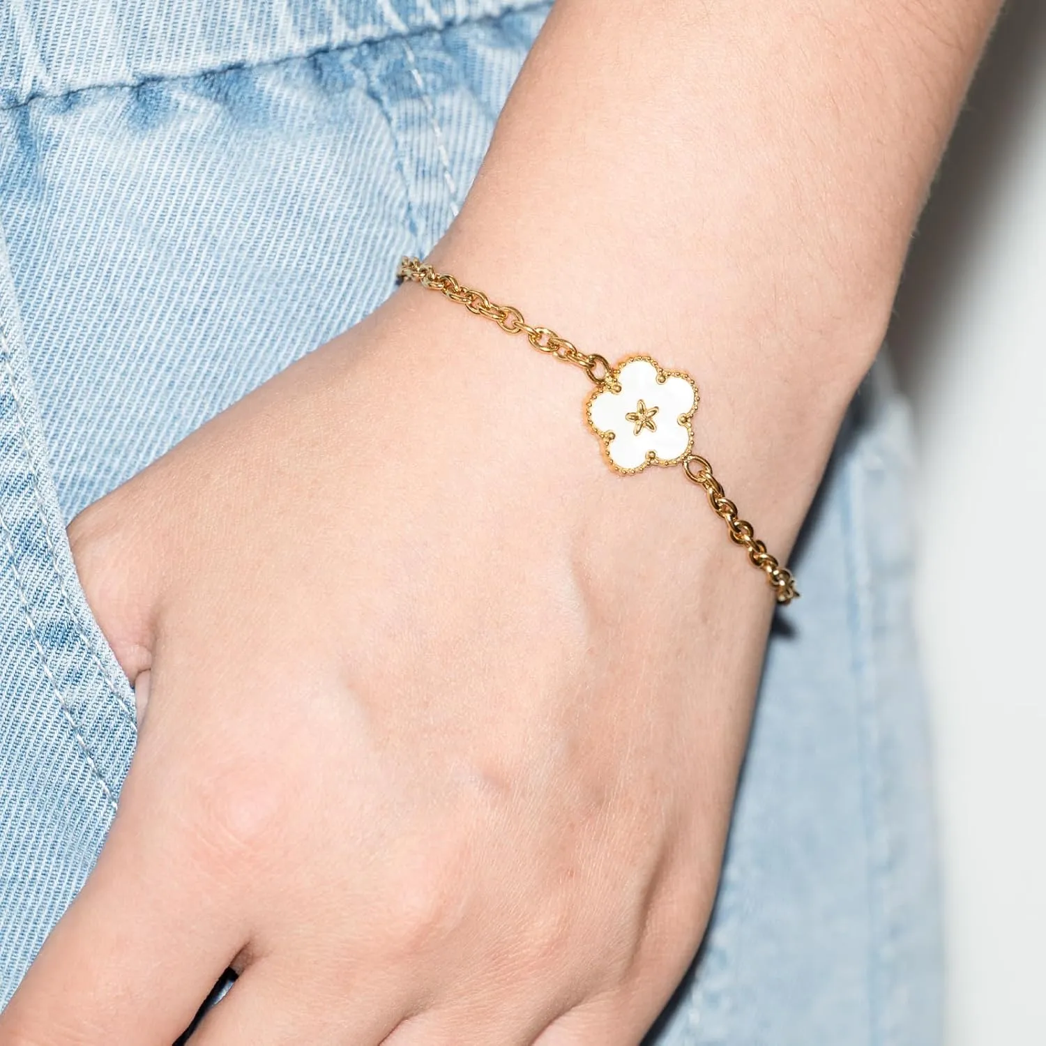 Gold Bracelets for Women 18K Gold Plated Clover Bracelet Fashion Jewelry for Women Trendy Link Bracelet