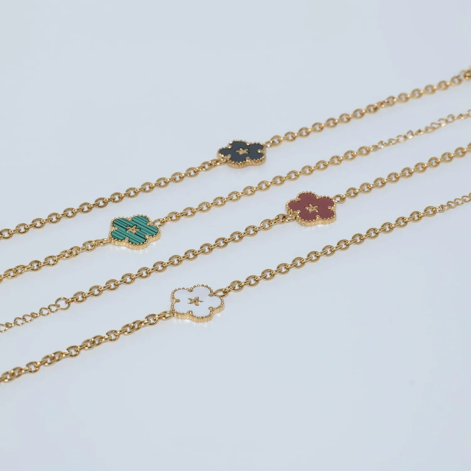 Gold Bracelets for Women 18K Gold Plated Clover Bracelet Fashion Jewelry for Women Trendy Link Bracelet