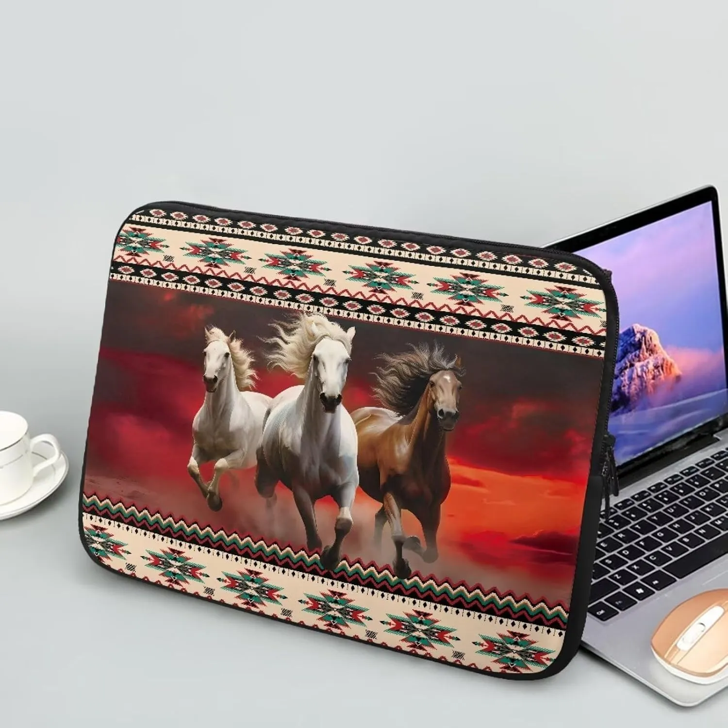 Horse Aztec Print Computer Bags for Laptops for Women Men, 10 Inch Laptop Case Easy to Carry Messenger Bag, Waterproof Laptop Briefcase Work Bag for Office Business Traveling Daily Use
