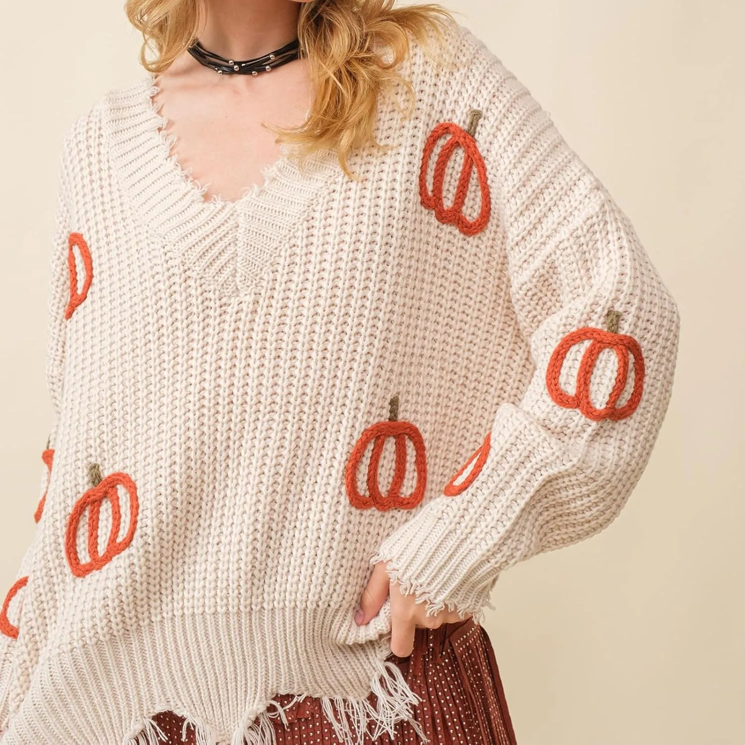 ICNGLKSND Women Poncho Sweater Tassel Hem Lightweight Knitwear Off Shoulder V Neck Pumpkin Embroidery Halloween Crochet Top