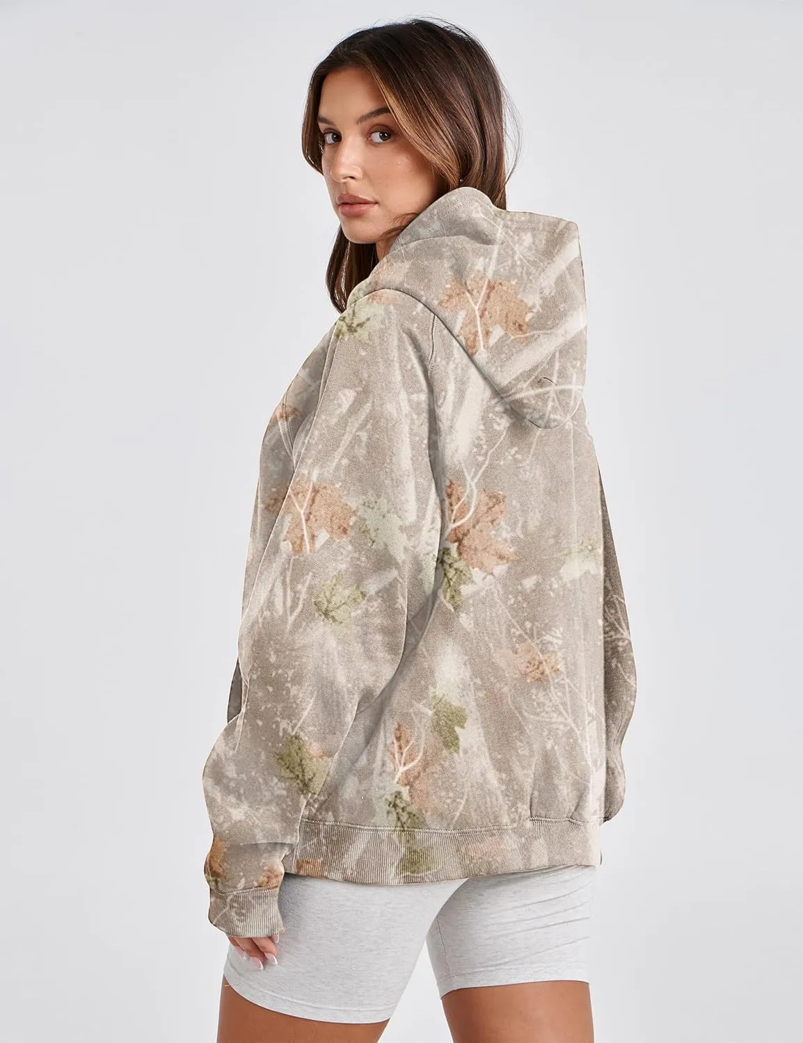 Livtany Women's Leopard Cheetah Print Hoodies Oversized Fit Fleece Pullover Top Fashion Long Sleeve Sweatshirt With Pocket