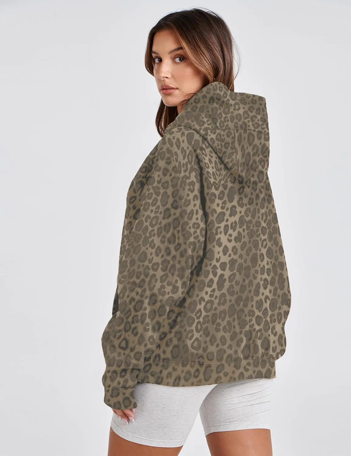 Livtany Women's Leopard Cheetah Print Hoodies Oversized Fit Fleece Pullover Top Fashion Long Sleeve Sweatshirt With Pocket