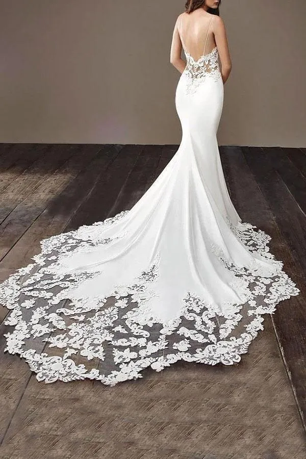 Mermaid V Neck White Lace Romantic Wedding Dress With Champel Train