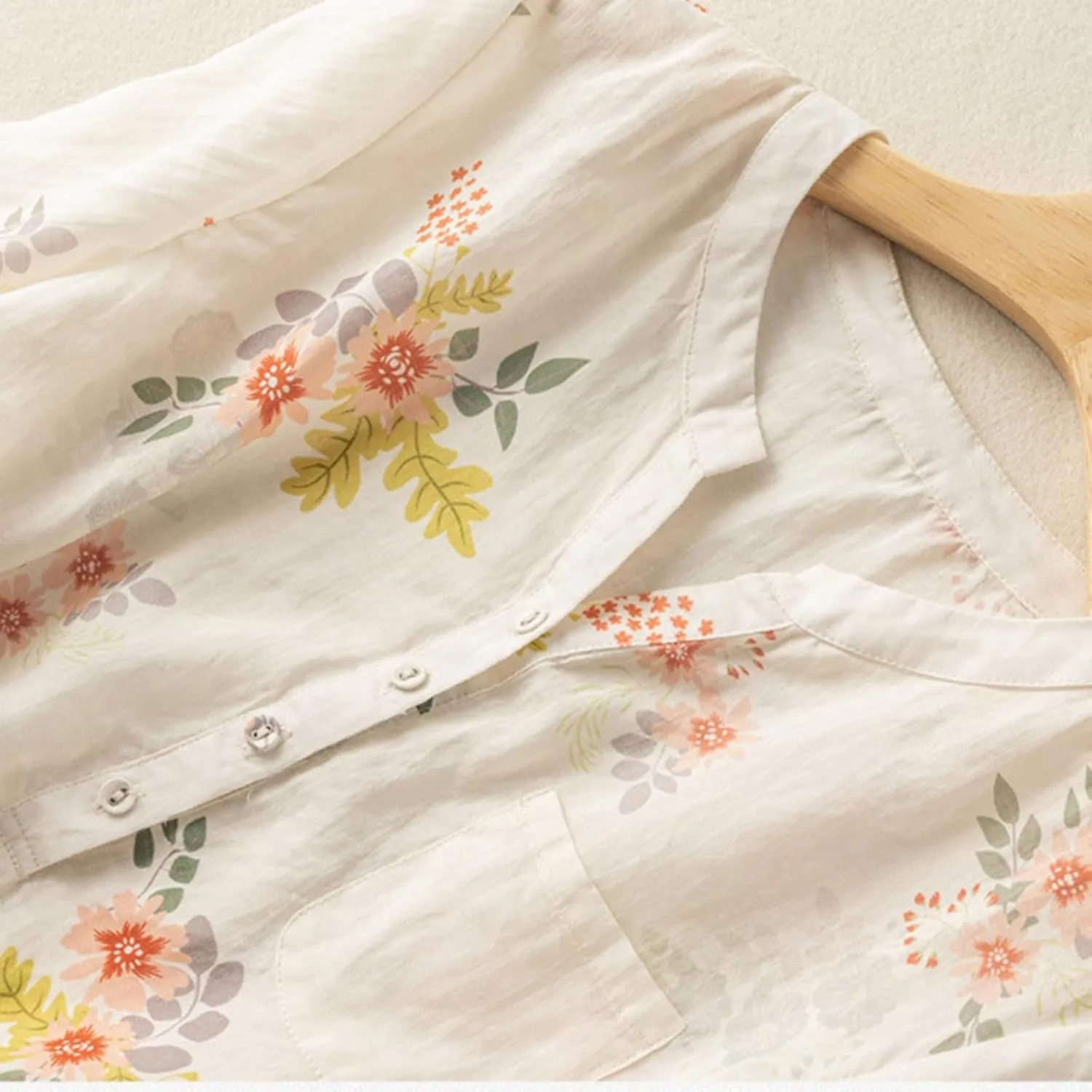 Mzkdieey Women's Cotton Linen Short Sleeve T-Shirt Summer Boho Floral Print Tops Casual V Neck Button Down Blouse with Pocket