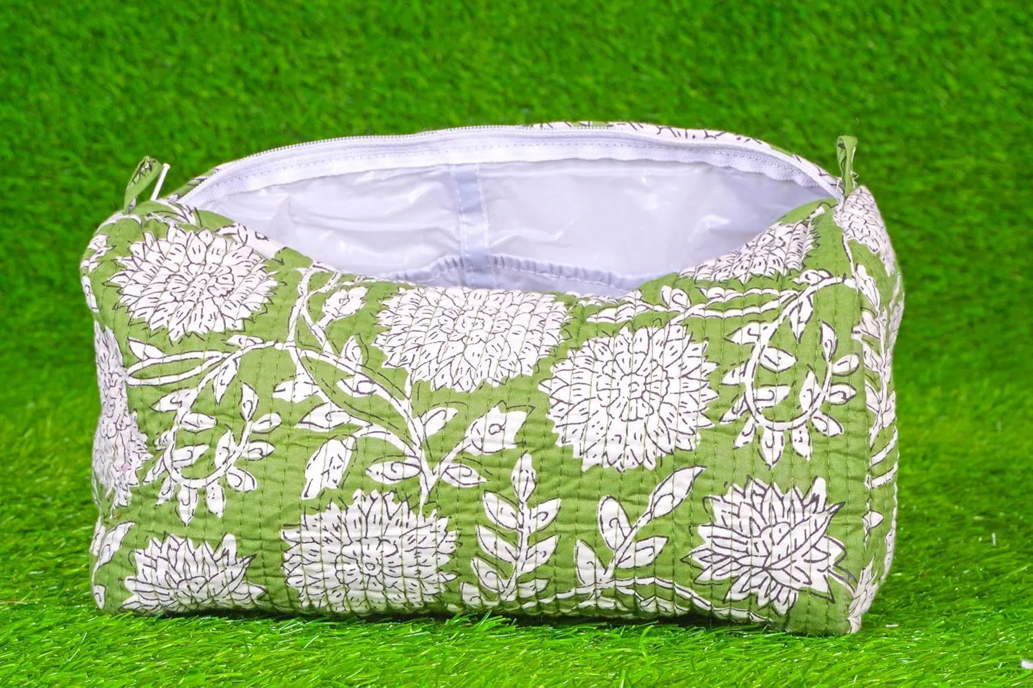 Pieces Indian Handmade Cotton Quilted Handmade Floral Hand Block Print Toiletry Bag,Cosmetic Pouch Bag Makeup Bag For Women (1, Light Green), 85485