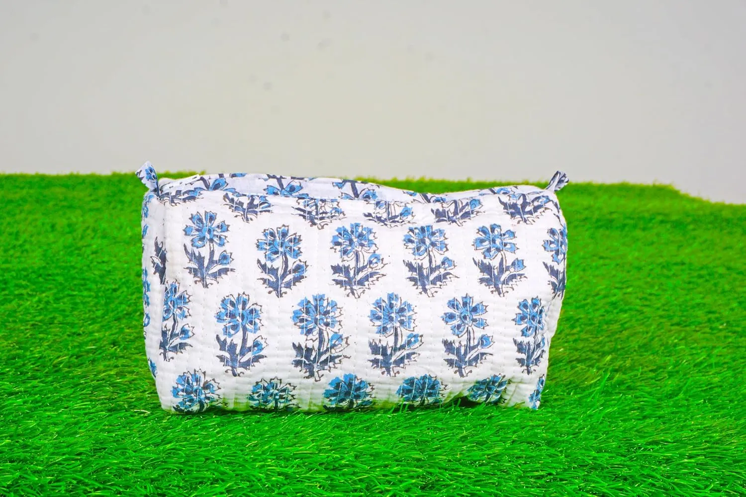 Set of 3 Pieces Indian Handmade Cotton Quilted Handmade Floral Hand Block Print Toiletry Bag,Cosmetic Pouch Bag Makeup Bag For Women (Cotton, White B), 44999