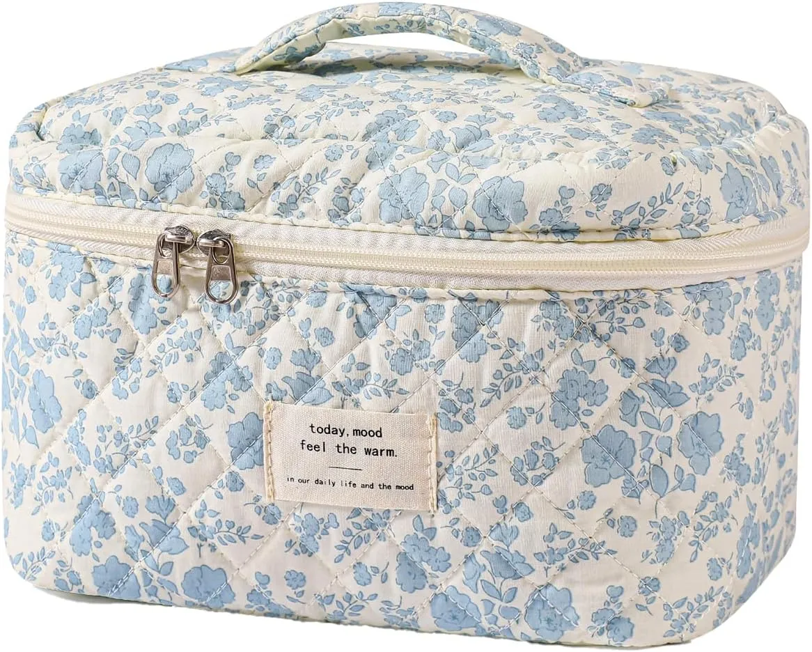 uekeboag Large Travel Quilted Makeup Bag for Women, Floral Cotton Cosmetic Bag, Coquette Aesthetic Floral Toiletry Organizer Bag