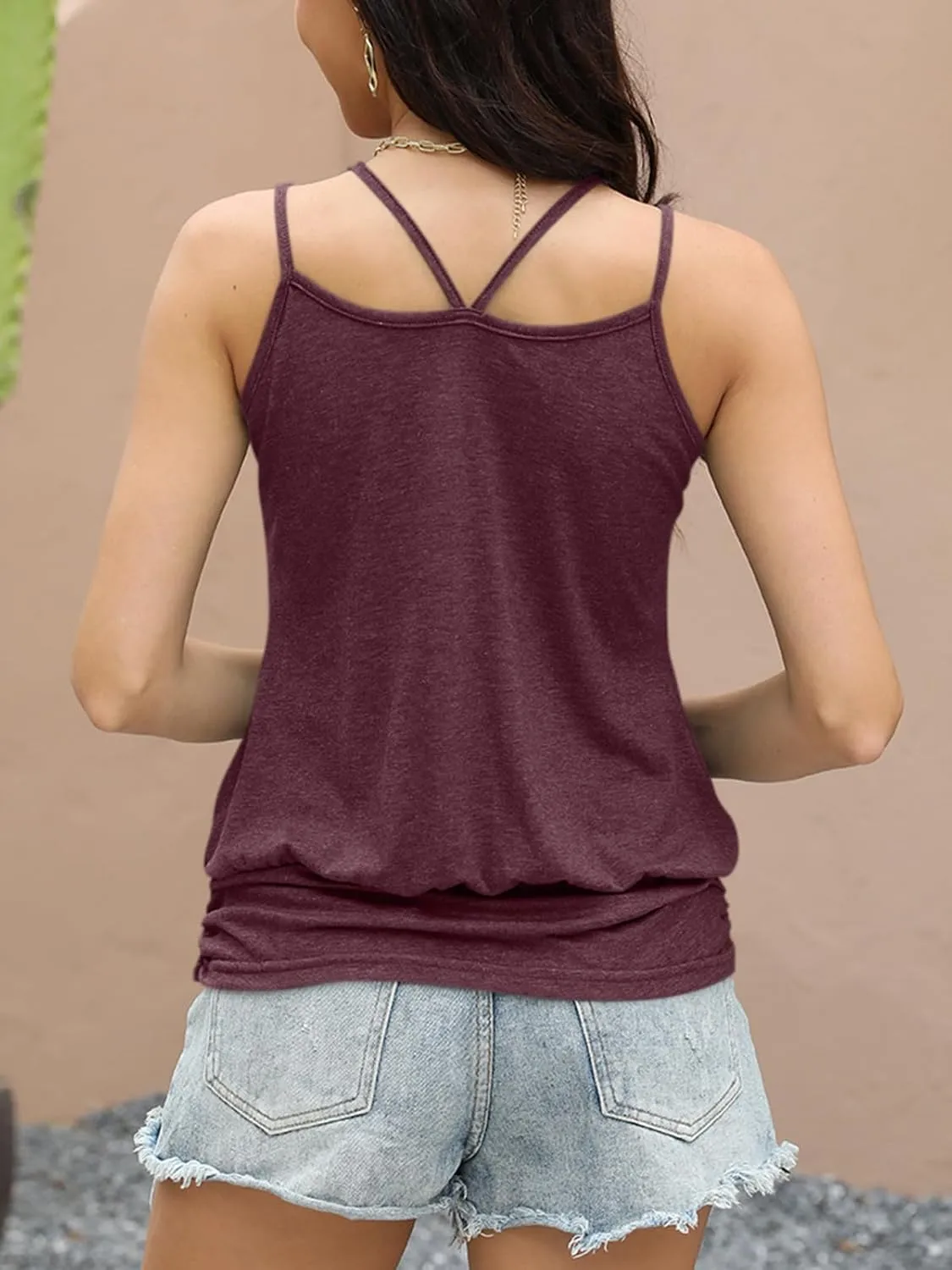 Women's Sexy Spaghetti Strap Tank Tops Banded Bottom Scoop Neck Sleeveless Tops 2025
